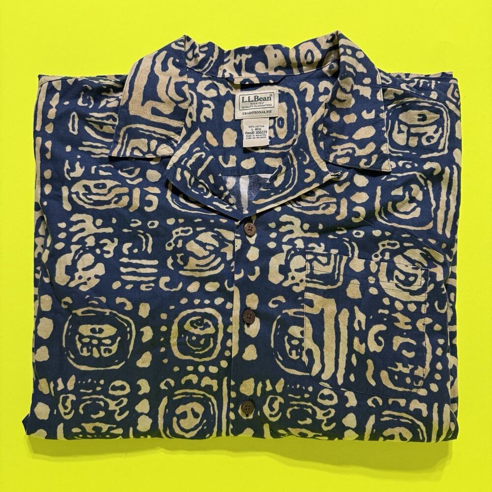 L.L. Bean Shirt Island Style Pattern Camp Loop Button-Up 300229 Size Men’s Large